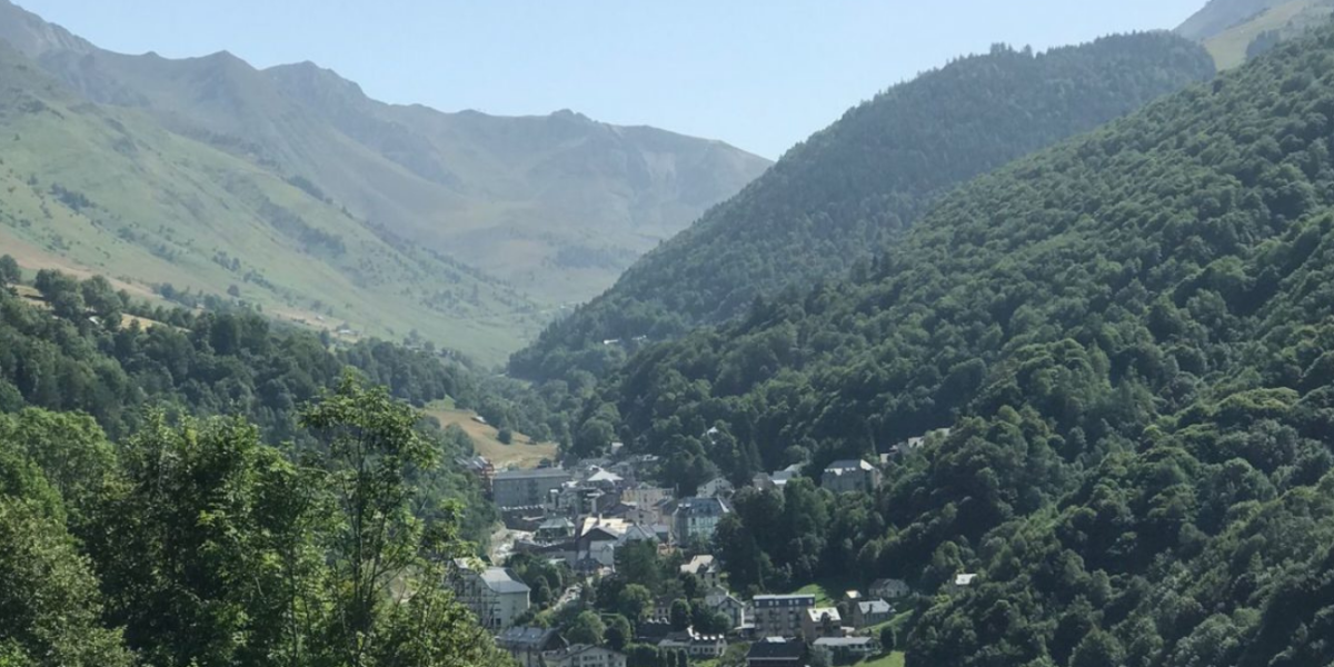 Un séjour authentique à la découverte des villages de montagne: direction les Pyrénées