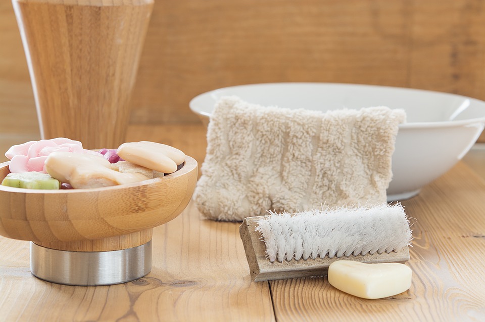 6 accessoires indispensables pour un séjour 0 déchet.: shampoing solide